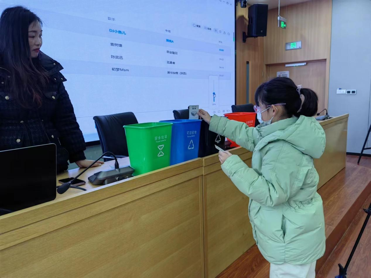 華展貓先生，校園垃圾分類活動，智能垃圾分類